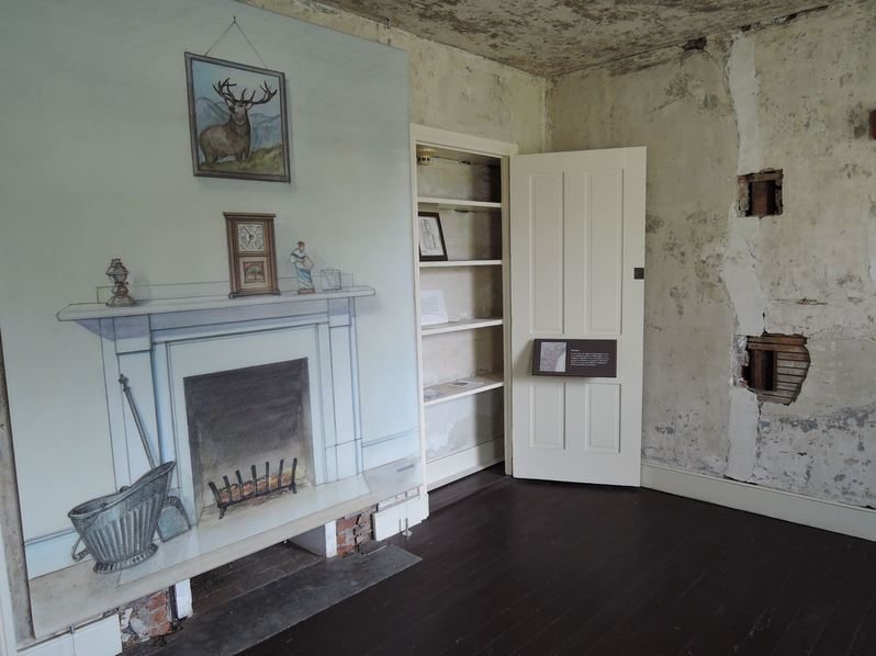 Edgar Allan Poes House Philadelphia - parlor Edgar Allan Poes House Philadelphia - parlor