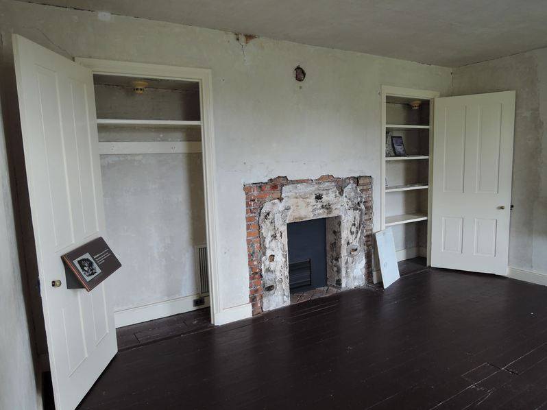 Edgar Allan Poes House Philadelphia - Poes room Edgar Allan Poes House Philadelphia - Poes room