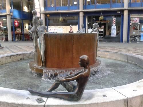 Rotherhithe to Tower Bridge - Antony Donaldsons Waterfall Rotherhithe to Tower Bridge - Antony Donaldsons Waterfall