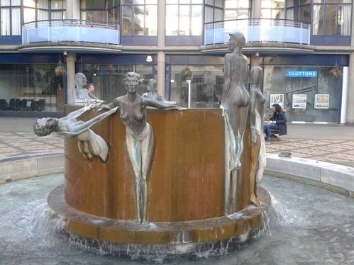 Rotherhithe to Tower Bridge - Antony Donaldsons Waterfall Rotherhithe to Tower Bridge - Antony Donaldsons Waterfall