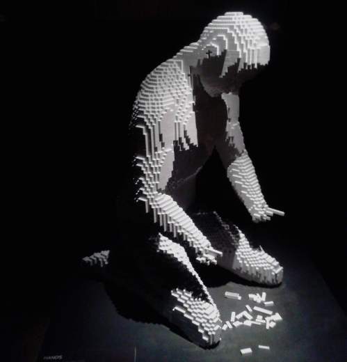 the art of brick - hands the art of brick - hands