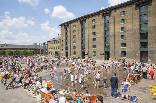 Kings Cross - Granary Square Kings Cross - Granary Square
